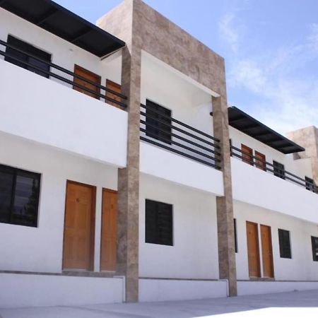 Cmg Suites Ciudad Acuña 外观 照片