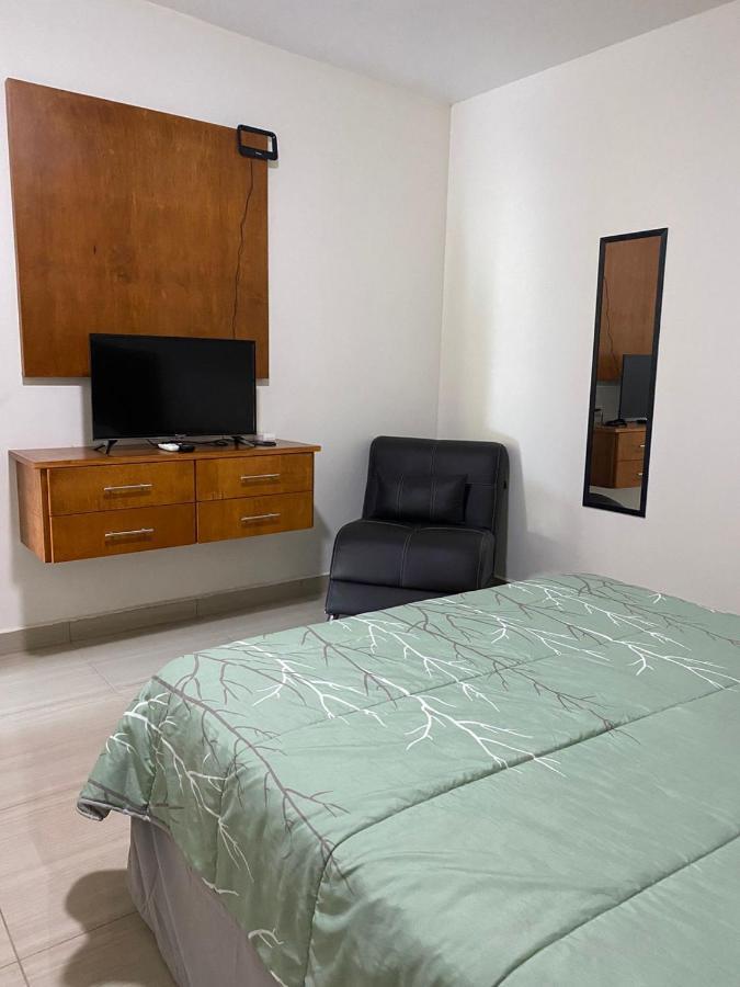 Cmg Suites Ciudad Acuña 外观 照片